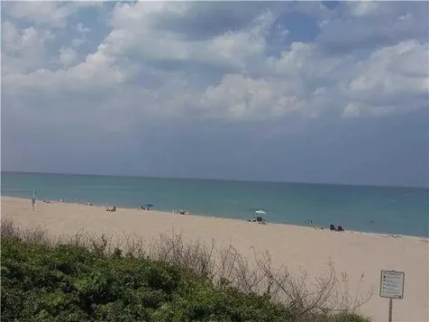 907 Marina Drive North Palm Beach FL 33408