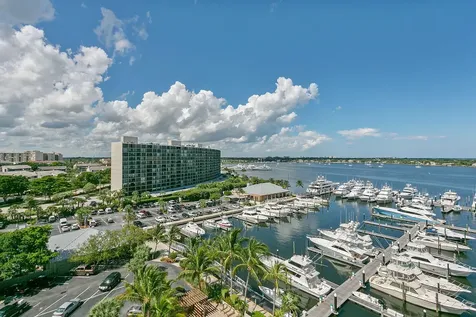 136 Lakeshore Drive North Palm Beach FL 33408
