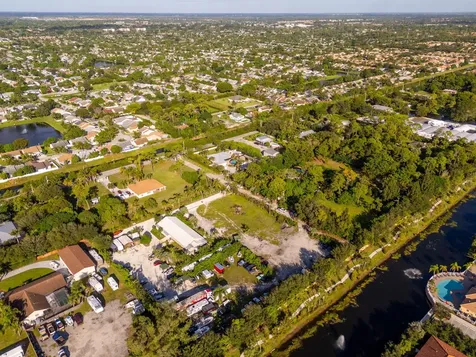 5400 Thunderbird Drive Lake Worth FL 33463