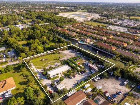 5400 Thunderbird Drive Lake Worth FL 33463