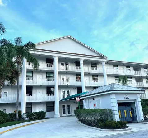 3500 Whitehall Drive West Palm Beach FL 33401