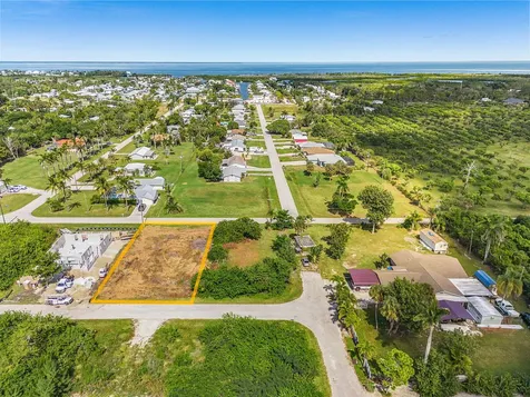 7338 Cobb Road Bokeelia FL 33922