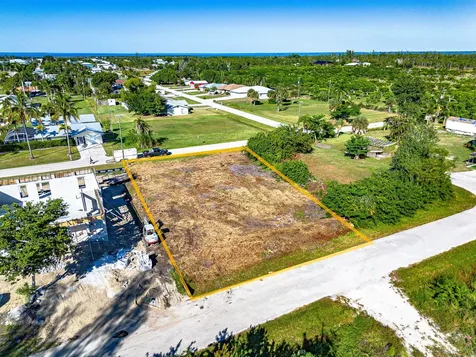 7338 Cobb Road Bokeelia FL 33922