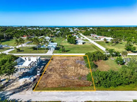7338 Cobb Road Bokeelia FL 33922