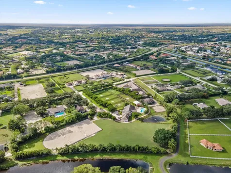 2389 King Terrace Wellington FL 33414