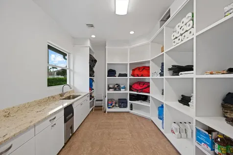 2389 King Terrace Wellington FL 33414