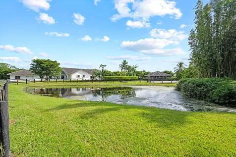 2389 King Terrace Wellington FL 33414