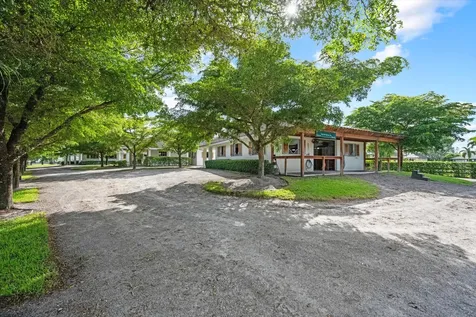 2389 King Terrace Wellington FL 33414