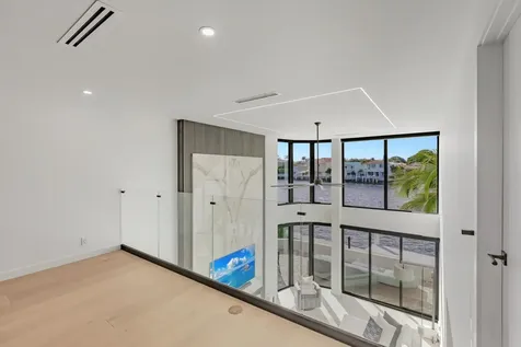 2916 S Ocean Boulevard Highland Beach FL 33487