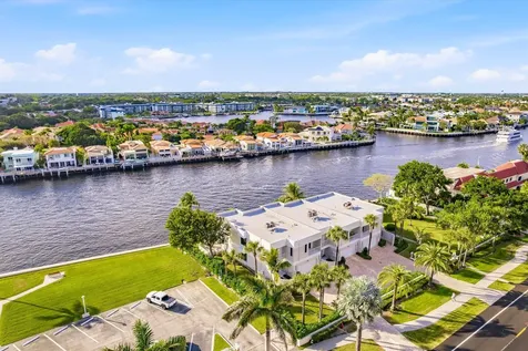 2916 S Ocean Boulevard Highland Beach FL 33487