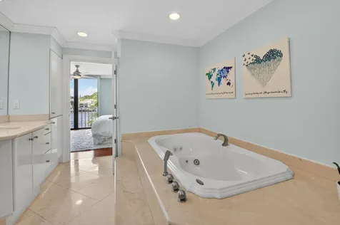 2914 S Ocean Boulevard Highland Beach FL 33487