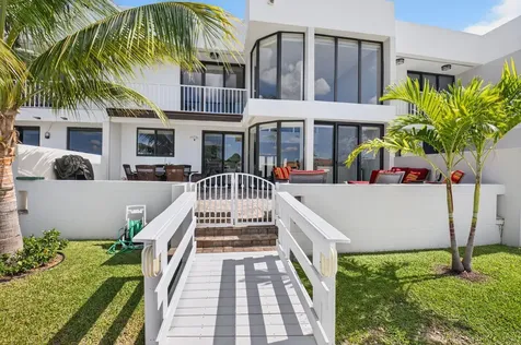 2914 S Ocean Boulevard Highland Beach FL 33487