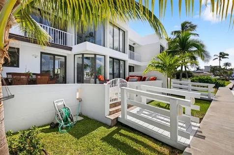 2914 S Ocean Boulevard Highland Beach FL 33487