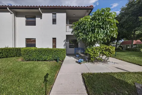 9187 Norte Lago Boca Raton FL 33428