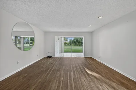 9187 Norte Lago Boca Raton FL 33428