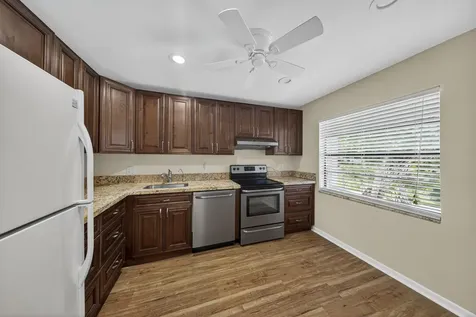 9187 Norte Lago Boca Raton FL 33428