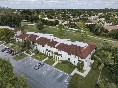 9187 Norte Lago Boca Raton FL 33428
