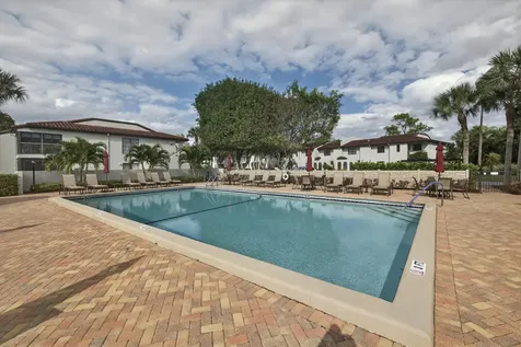 9187 Norte Lago Boca Raton FL 33428