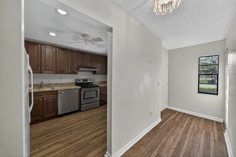 9187 Norte Lago Boca Raton FL 33428