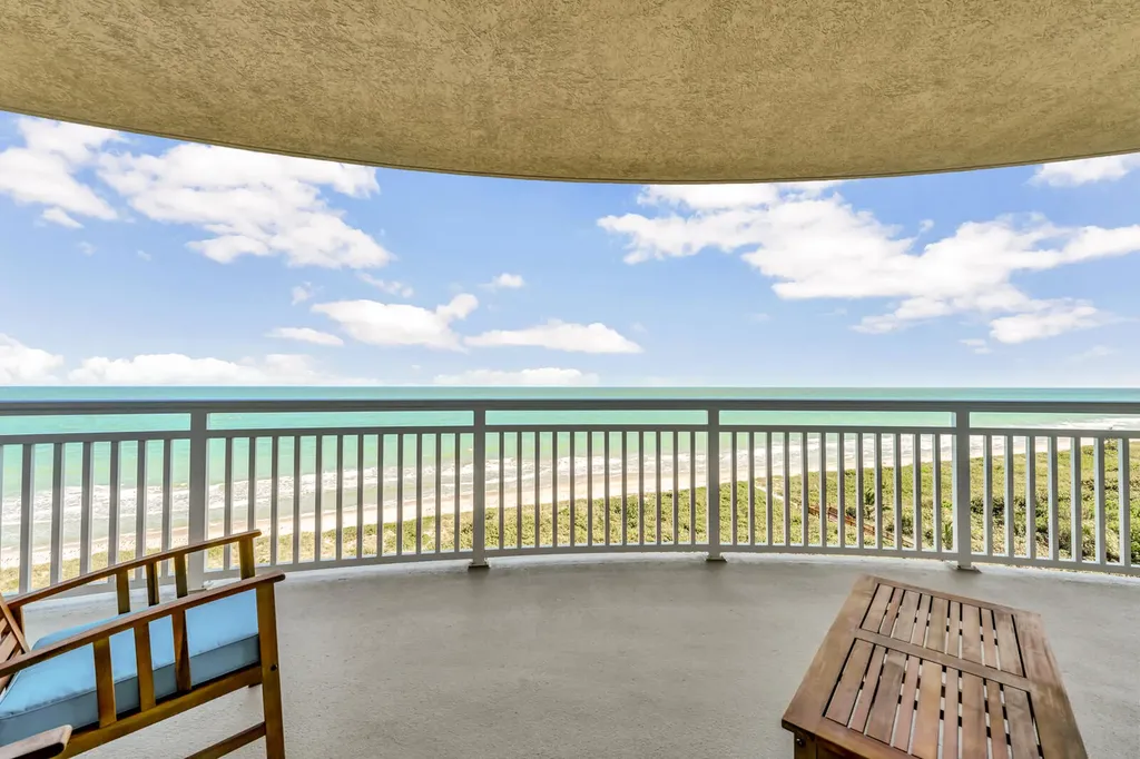 3702 N Highway A1a Hutchinson Island FL 34949