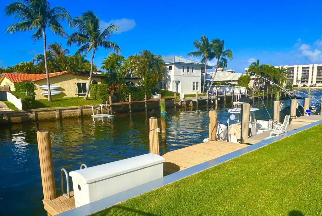 701 Ne Harbour Terrace Boca Raton FL 33431