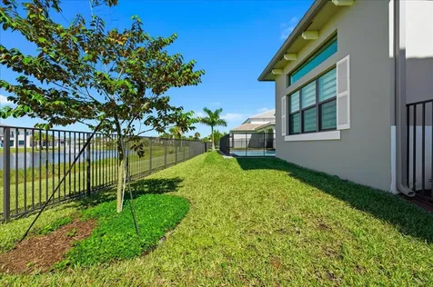 9971 Migration Point Palm Beach Gardens FL 33412