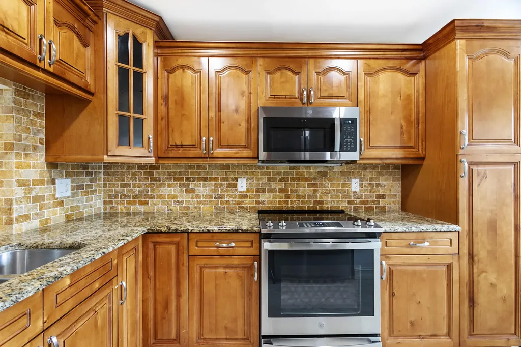 4327 Palm Forest Drive Delray Beach FL 33445