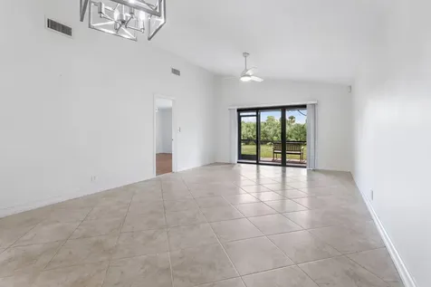 4327 Palm Forest Drive Delray Beach FL 33445