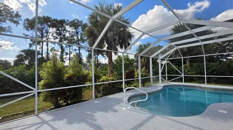 668 Se Walters Terrace Port Saint Lucie FL 34983