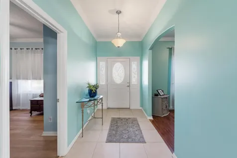 668 Se Walters Terrace Port Saint Lucie FL 34983