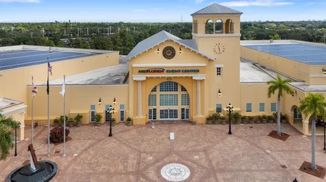 668 Se Walters Terrace Port Saint Lucie FL 34983