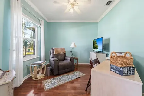 668 Se Walters Terrace Port Saint Lucie FL 34983