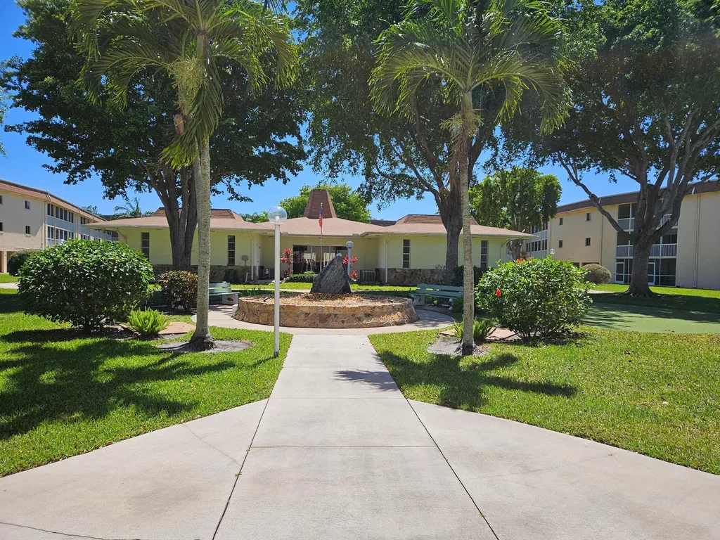 400 Village Green Circle Palm Springs FL 33461