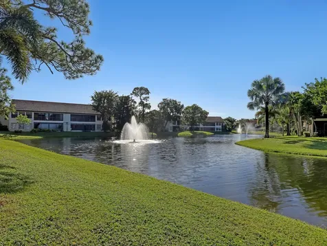 3283 Jog Park Drive Greenacres FL 33467