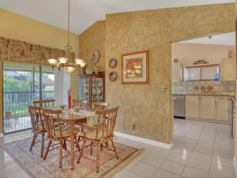 3283 Jog Park Drive Greenacres FL 33467