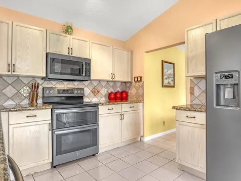 3283 Jog Park Drive Greenacres FL 33467