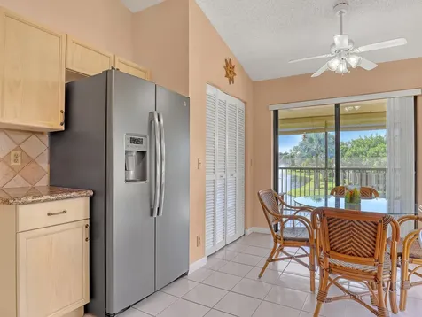 3283 Jog Park Drive Greenacres FL 33467