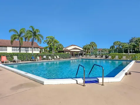 3283 Jog Park Drive Greenacres FL 33467