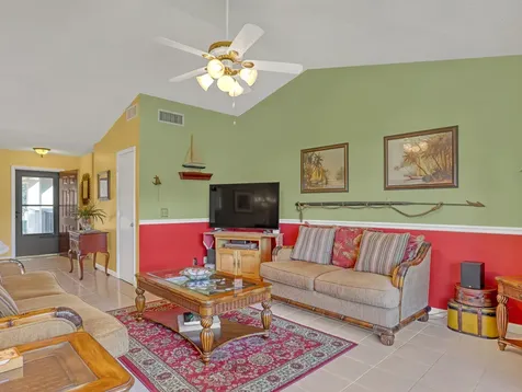 3283 Jog Park Drive Greenacres FL 33467