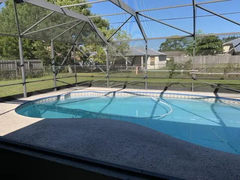 201 Se Walters Terrace Port Saint Lucie FL 34983