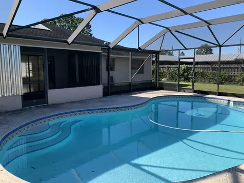 201 Se Walters Terrace Port Saint Lucie FL 34983