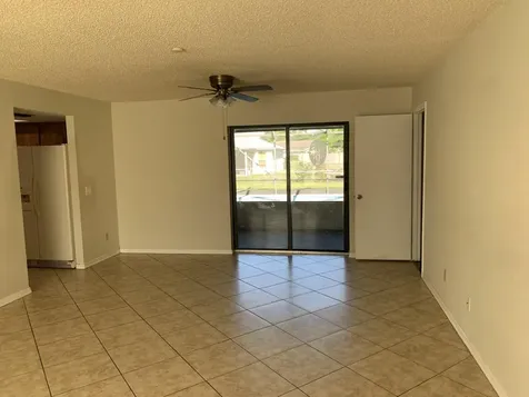 201 Se Walters Terrace Port Saint Lucie FL 34983
