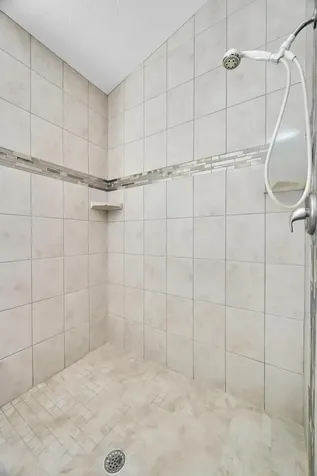 562 Sw Saint Martins Cove Port Saint Lucie FL 34986