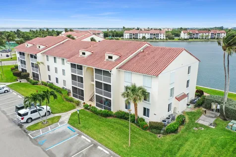 4428 NE Ocean Boulevard Jensen Beach FL 34957