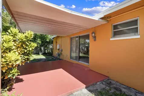 3329 El Vedado Court West Palm Beach FL 33405