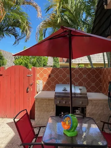 127 Woodland Road Palm Springs FL 33461