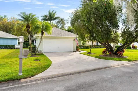 361 Garden Grove Parkway Vero Beach FL 32962