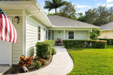 361 Garden Grove Parkway Vero Beach FL 32962