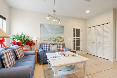 361 Garden Grove Parkway Vero Beach FL 32962