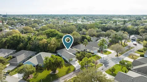 361 Garden Grove Parkway Vero Beach FL 32962